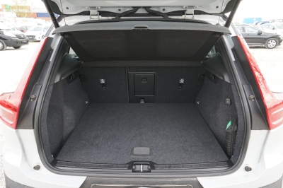 Volvo XC40 T3 Geartronic R-Design |1.Hand| |Kamera|