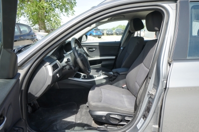 BMW 320d Touring |Tempomat| |Start/Stopp| |Navi|
