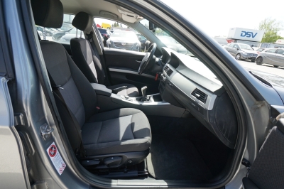 BMW 320d Touring |Tempomat| |Start/Stopp| |Navi|