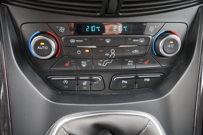 Ford Kuga 1.5 ST-Line |Pano| |Park-Assist| |KeyFree|