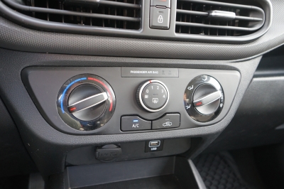 Hyundai i10 1.0 Select |Sitz+Lenkradheizung| |Allwetter|