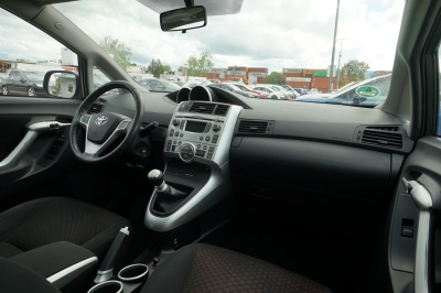 Toyota Verso 1.8 Edition |Panorama| |Tempomat| |PDC|