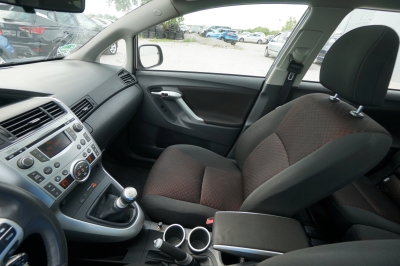 Toyota Verso 1.8 Edition |Panorama| |Tempomat| |PDC|