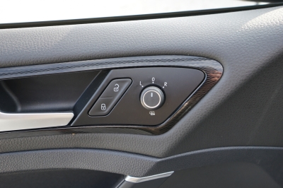 VW Golf VII GTE DSG |Plug-In-Hybrid| |KD l&uuml;ckenlos|
