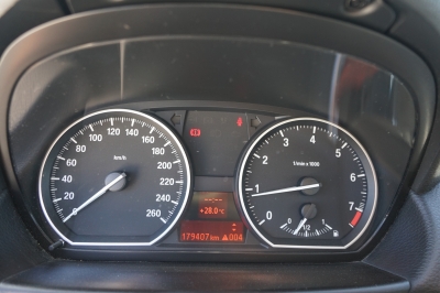 BMW 120i |aus 1.Hand| |Tempomat| |Xenon| |AHK| |PDC|