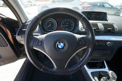 BMW 120i |aus 1.Hand| |Tempomat| |Xenon| |AHK| |PDC|