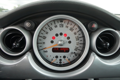MINI One 1.6 |Klimaanlage| |Sitzheizung| |Bluetooth|