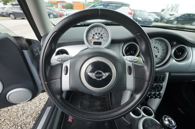 MINI One 1.6 |Klimaanlage| |Sitzheizung| |Bluetooth|