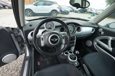 MINI One 1.6 |Klimaanlage| |Sitzheizung| |Bluetooth|