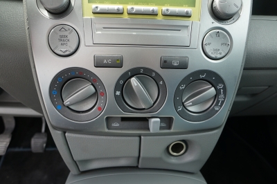 Mazda 2 1.4 CD Comfort |Klimaanlage| |WR neuwertig|