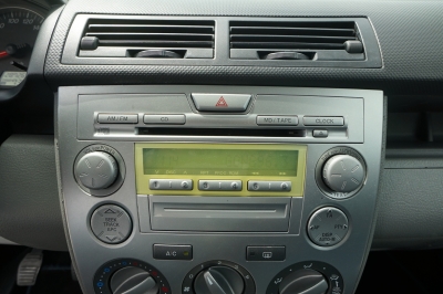 Mazda 2 1.4 CD Comfort |Klimaanlage| |WR neuwertig|