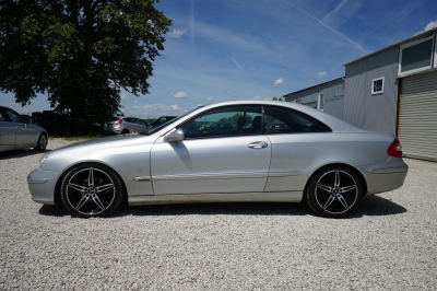 Mercedes-Benz CLK 200 Kompressor Elegance Autom. |Leder| |PDC|