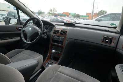 Peugeot 307 SW 2.0 Break Sportline Automatik |8-fach b.|