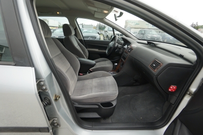 Peugeot 307 SW 2.0 Break Sportline Automatik |8-fach b.|