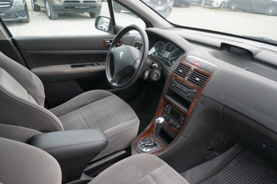 Peugeot 307 SW 2.0 Break Sportline Automatik |8-fach b.|