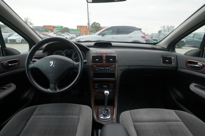 Peugeot 307 SW 2.0 Break Sportline Automatik |8-fach b.|