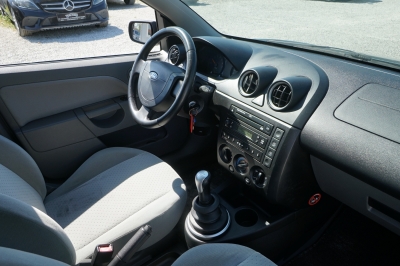 Ford Fiesta 1.4 Ghia |HU/AU: 03/28| |2.Hand| |Klima|