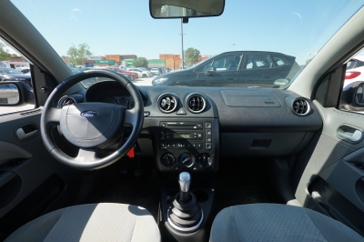 Ford Fiesta 1.4 Ghia |HU/AU: 03/28| |2.Hand| |Klima|