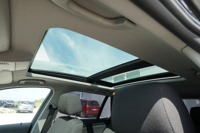 BMW 318i Touring Automatik |Xenon| |Panorama| |LED|