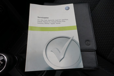 VW Touran 1.6 TDI DPF BMT |7-Sitzer| |KD l&uuml;ckenlos|
