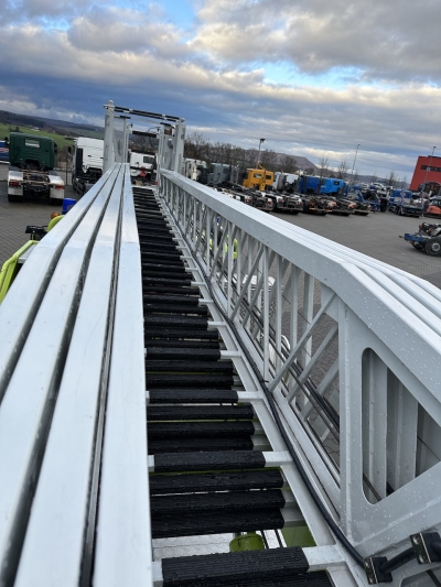 Mercedes-Benz  1224 4x2 Dreh Leiter 25 m / Korb /  Feuerwehr