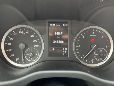 Mercedes-Benz Vito 124 CDI Tourer / Navi / Tempomat