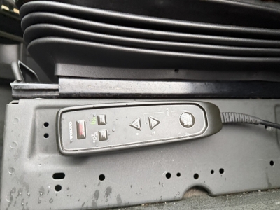 Volvo  FH 460 8x2 R / Retarder / Multilift