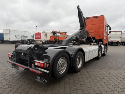 Volvo  FH 460 8x2 R / Retarder / Multilift