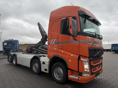 Volvo  FH 460 8x2 R / Retarder / Multilift