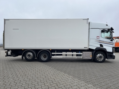 Renault T 480 6x2 Retarder / Lenkachse 