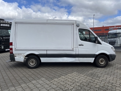 Mercedes-Benz Sprinter 210 CDI Verkaufwagen / Foodtruck