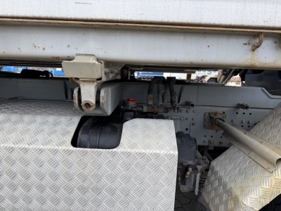 MAN  32.400 VF 8x4 Palfinger 21000 3 S Kipper / Intarder