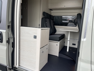 Tourne 6.4 *435 GREY STONE*2.2L BLueHDI*165PS*HEAVY FW*