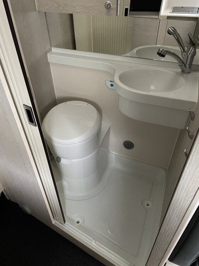 Tourne 6.4 *435 GREY STONE*2.2L BLueHDI*165PS*HEAVY FW*