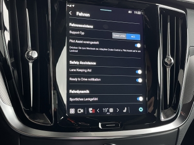 Volvo S60 ULTIMATE DARK*AWD*360° KAMERA*LED*HARMAN*