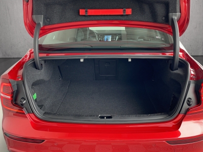 Volvo S60 ULTIMATE DARK*AWD*360° KAMERA*LED*HARMAN*