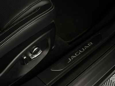 Jaguar I-Pace SE*EV 320*BLACK PACK*360° KAM*PANORAMA