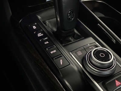 Maserati Levante Q4*3.0 V6*360° KAM.*NAVI*LED*TOTWINKEL*