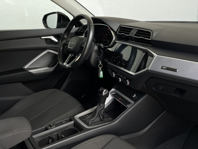 Audi Q3 1.5L / 35 TFSI S-LINE*1.HAND*VIRTUAL*LED*