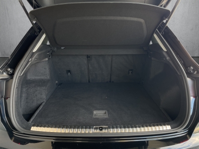 Audi Q3 1.5L / 35 TFSI S-LINE*1.HAND*VIRTUAL*LED*