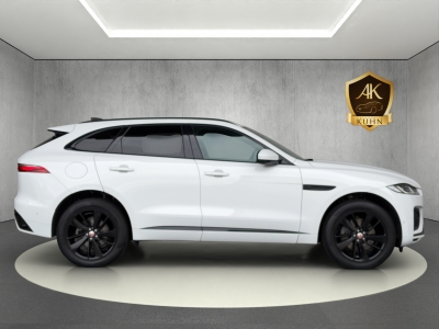 Jaguar F-PACE P250*R-Dynamic S*AWD*BLACK PACK*360°KAM*