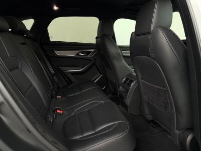 Jaguar F-PACE P250*R-Dynamic S*AWD*BLACK PACK*360°KAM*