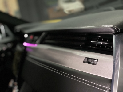 Jaguar F-PACE P250*R-Dynamic S*AWD*BLACK PACK*360°KAM*