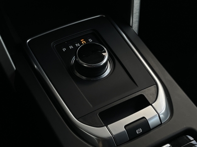 Land Rover Discovery Sport 2.0L*TD4*HSE*9-GANG*1.HAND*PANO*