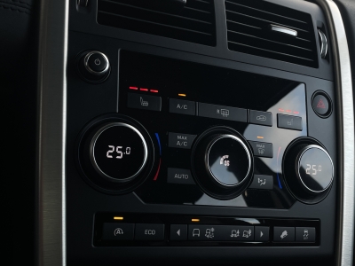 Land Rover Discovery Sport 2.0L*TD4*HSE*9-GANG*1.HAND*PANO*