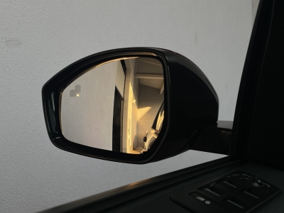 Land Rover Discovery Sport 2.0L*TD4*HSE*9-GANG*1.HAND*PANO*