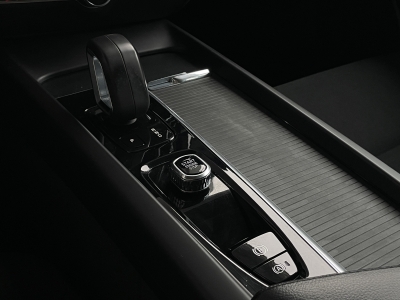 Volvo V60 B3*MOMENTUM PRO*