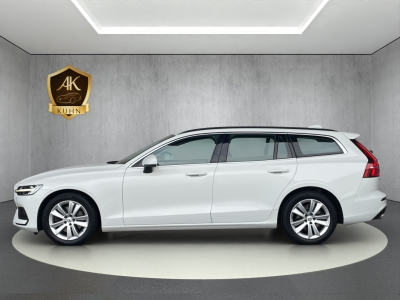 Volvo V60 B3*MOMENTUM PRO*