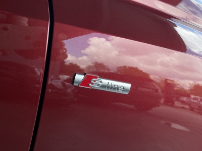 Audi Q3 40 TDI*SPORTBACK*QUATTRO*S-LINE*AHK*