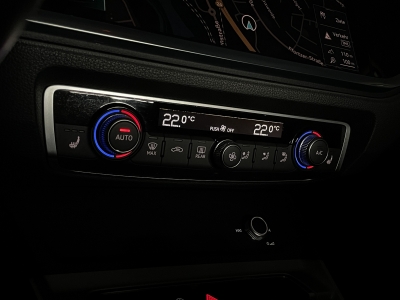 Audi Q3 40 TDI*SPORTBACK*QUATTRO*S-LINE*AHK*